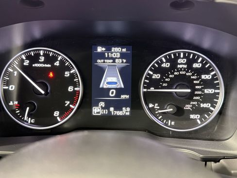 Used 2025 Subaru Crosstrek 2.0i Premium AWD/4WD image 16