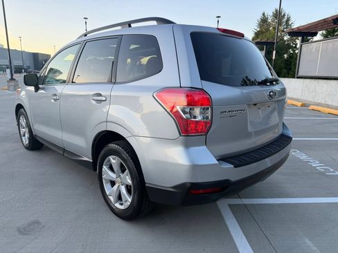 Used 2015 Subaru Forester 2.5i Premium w/ All-Weather Package AWD/4WD image 22