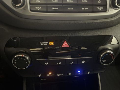 Used 2017 Hyundai Tucson Night image 18