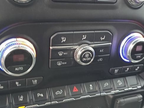 Used 2022 GMC Sierra 2500 AT4 w/ AT4 Premium Plus Package image 19