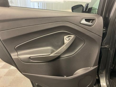 Used 2018 Ford Escape SEL w/ Ford Safe & Smart Package AWD/4WD image 35