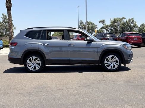 Used 2021 Volkswagen Atlas SE FWD image 5