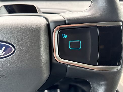 Used 2025 Ford Expedition Max Active RWD image 17
