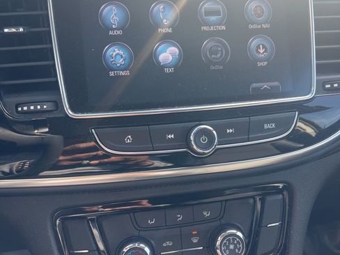 Used 2018 Buick Encore Preferred image 11