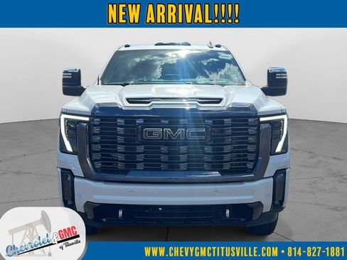Used 2024 GMC Sierra 3500 Denali Ultimate AWD/4WD image 10