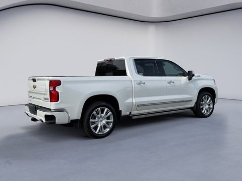 Used 2024 Chevrolet Silverado 1500 High Country image 5