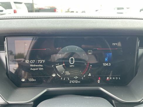 Used 2025 GMC Acadia Elevation FWD image 15