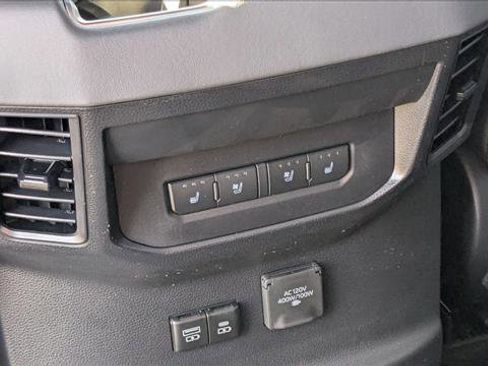 New 2026 Toyota Tundra Platinum AWD/4WD image 22