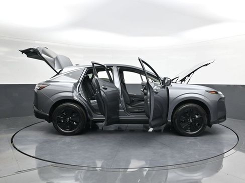 Used 2025 Nissan Murano SV w/ Cargo Package image 31