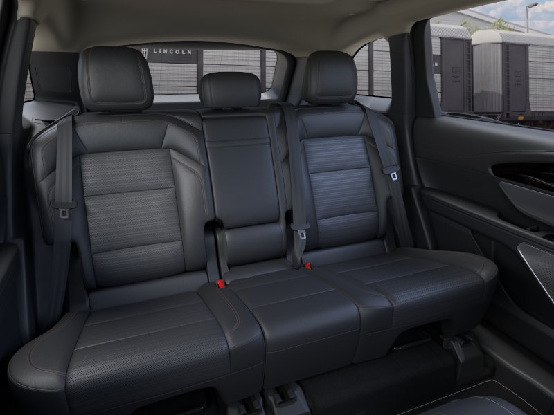 New 2026 Lincoln Nautilus Reserve AWD/4WD image 11