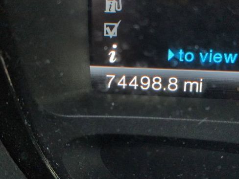 Used 2013 Ford Edge SEL FWD image 9