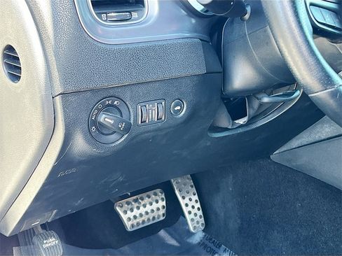 Used 2023 Dodge Charger Scat Pack w/ Navigation & Travel Group image 10