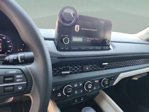 Used 2024 Honda Accord EX image 12