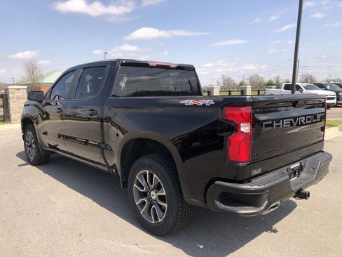 Used 2021 Chevrolet Silverado 1500 RST w/ Bed Protection Package AWD/4WD image 12