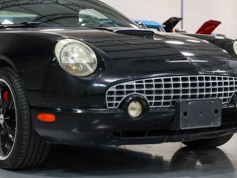 Used 2002 Ford Thunderbird RWD image 10