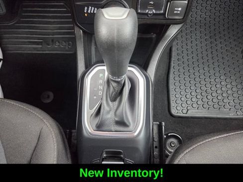 Certified 2023 Jeep Renegade Latitude AWD/4WD image 25