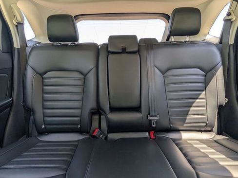 Used 2024 Ford Edge SEL AWD/4WD image 28