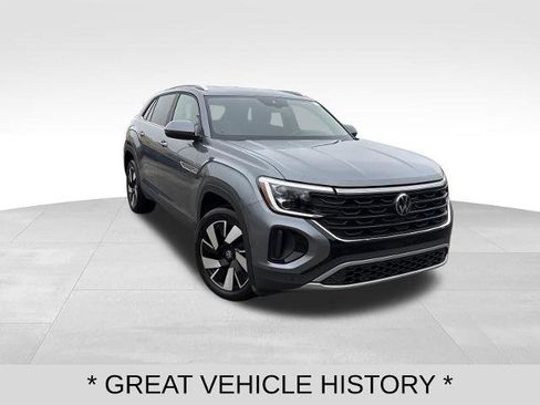 Used 2025 Volkswagen Atlas Cross Sport SE AWD/4WD image 7