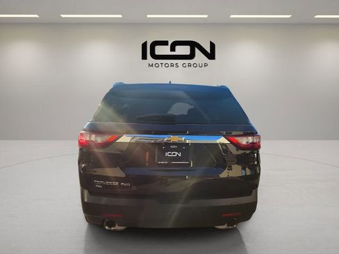 Used 2021 Chevrolet Traverse LT w/ LT Premium Package AWD/4WD image 5