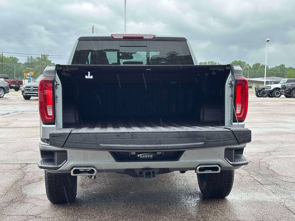 New 2026 GMC Sierra 1500 AT4 w/ LPO, Black Badging Package AWD/4WD image 36
