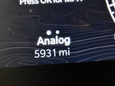 Used 2024 Jeep Grand Cherokee Altitude image 31