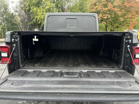 Used 2021 Jeep Gladiator Rubicon w/ Uconnect 4C Nav & Sound Group image 19