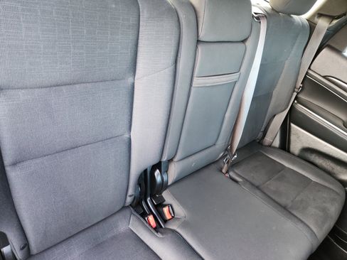 Used 2014 Jeep Grand Cherokee Laredo w/ Quick Order Package 23E image 18