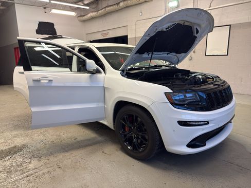 Used 2014 Jeep Grand Cherokee SRT w/ Trailer Tow Group IV AWD/4WD image 7