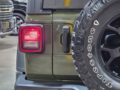 Used 2021 Jeep Wrangler Unlimited Sport AWD/4WD image 20