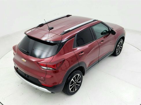 Used 2025 Chevrolet TrailBlazer LT image 17