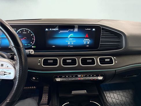 Used 2020 Mercedes-Benz GLS 580 4MATIC image 11