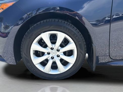 Certified 2022 Toyota Corolla LE w/ Carpet Mat Package (TMS) FWD image 25