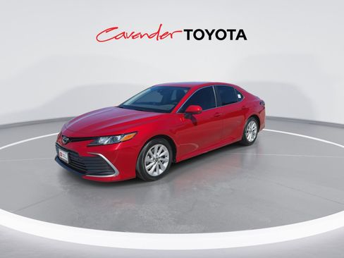 Certified 2023 Toyota Camry LE FWD image 4