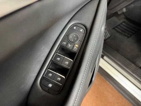Used 2025 INFINITI QX60 Luxe AWD/4WD image 18