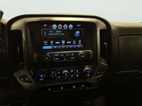 Used 2019 Chevrolet Silverado 2500 LT image 33