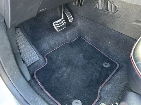 Used 2024 Ford Edge ST-Line image 17