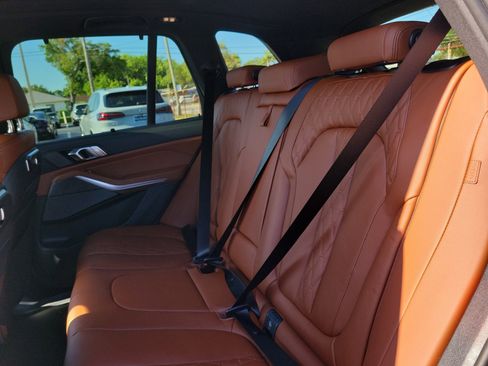 New 2026 BMW X5 M60i w/ Executive Package AWD/4WD image 8