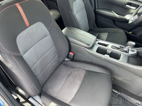 Certified 2024 Nissan Sentra SR FWD image 11