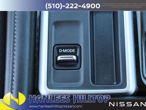 Used 2025 Nissan Pathfinder SV FWD image 20