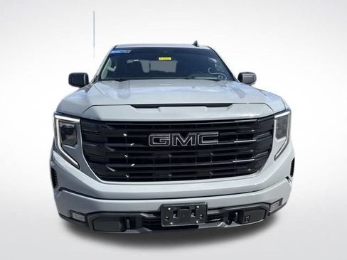 Used 2024 GMC Sierra 1500 Elevation w/ Preferred Package AWD/4WD image 7