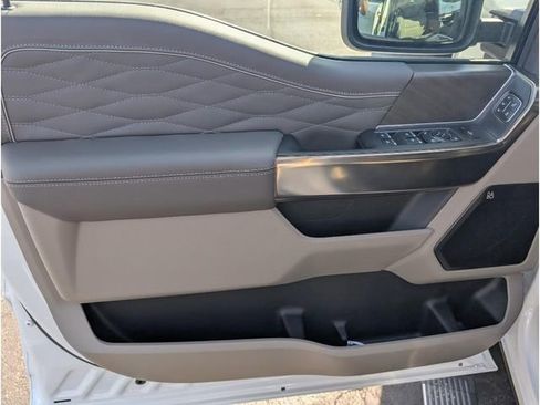 New 2025 Ford F350 Platinum w/ Platinum Plus Package image 16