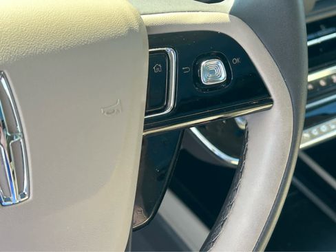 Used 2023 Lincoln Corsair FWD w/ Equipment Group 101A image 27