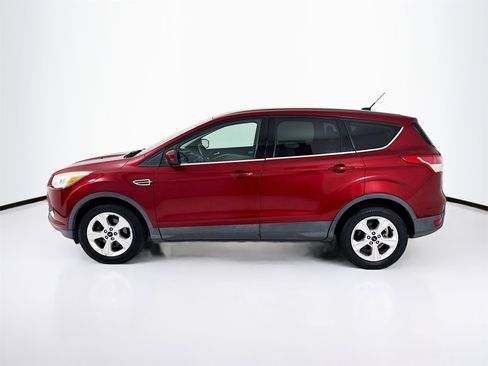Used 2016 Ford Escape SE image 5