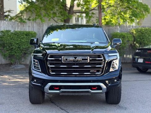 Used 2026 GMC Yukon AT4 Ultimate AWD/4WD image 9