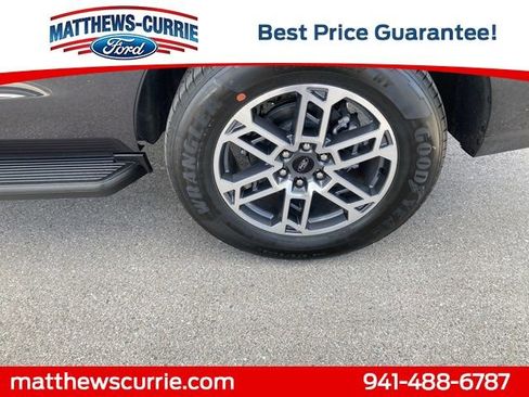 New 2025 Ford Expedition Active image 17