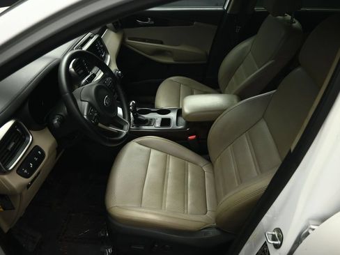 Used 2017 Kia Sorento EX w/ EX V6 Premium Package FWD image 47