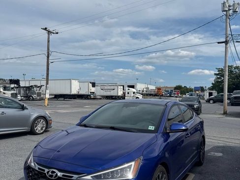 Used 2020 Hyundai Elantra Sport w/ Cargo Package (C1) FWD image 3