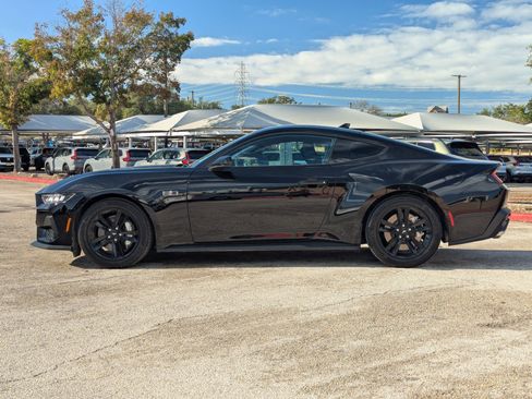 Used 2024 Ford Mustang GT image 7