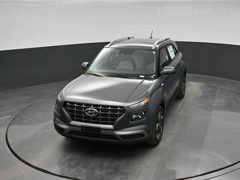 New 2026 Hyundai Venue SEL FWD image 26