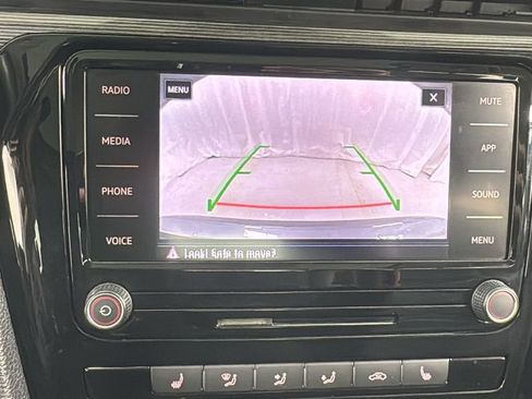 Used 2020 Volkswagen Passat 2.0T R-Line image 24